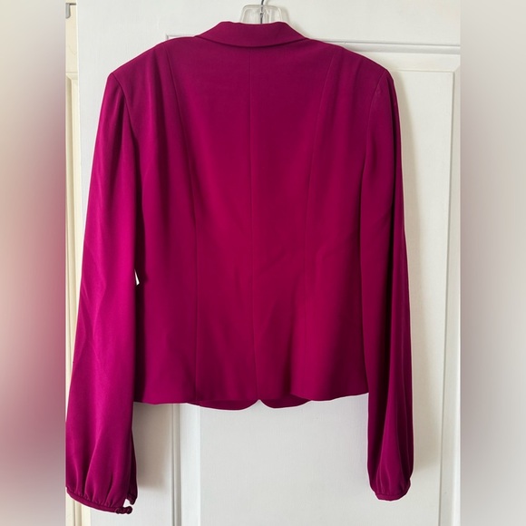 BOGO 2pc Tahari ‘Oprah’ Fuchsia Blazer and Skirt Ensemble - Picture 6 of 14